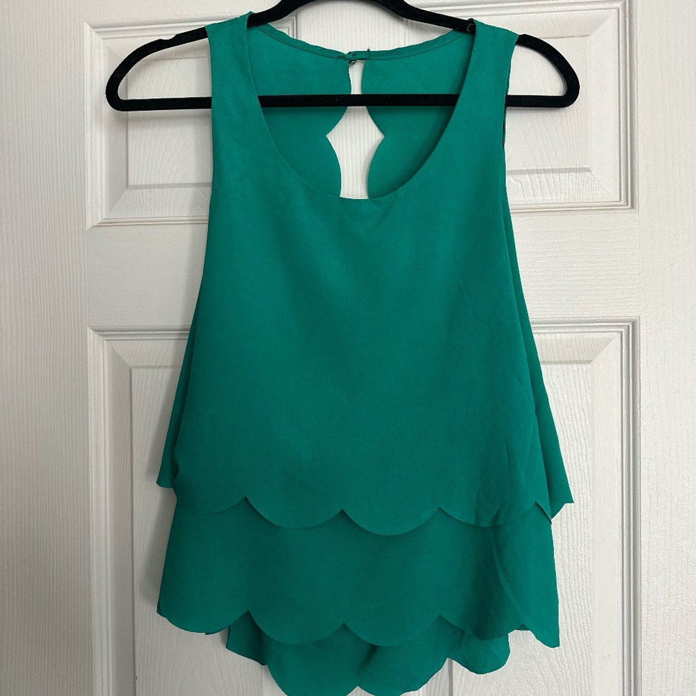 Green Backless Woman's Top